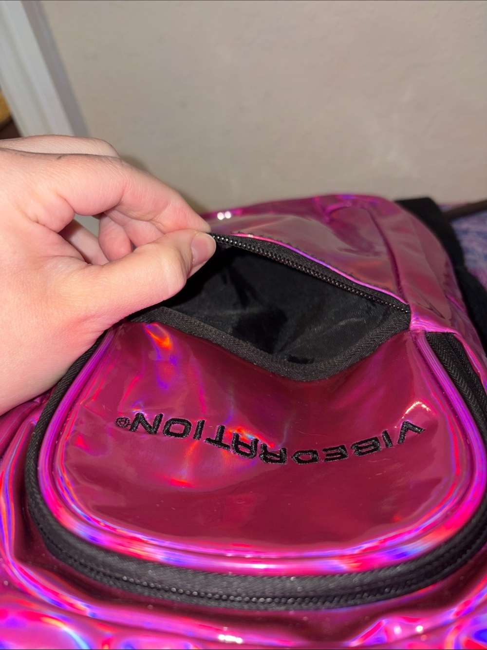 Holographic Hot Pink Vibedration Hydration Pack - Picture 12 of 14